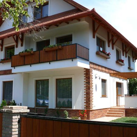Sara Apartman Hévíz Exteriér fotografie